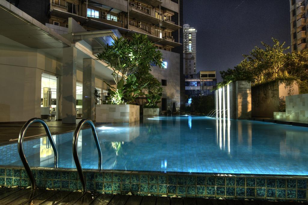 El Hotel Jakarta Exteriör bild