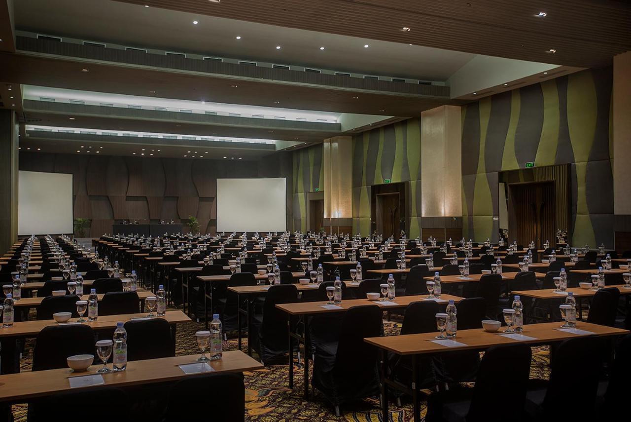 El Hotel Jakarta Exteriör bild
